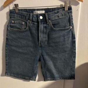 Zara 1985 Regular Denim Shorts Womens Size 29 High Rise NWT Vintage Style
(925)